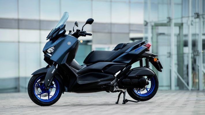 Llegar al suelo en la Yamaha XMAX 125