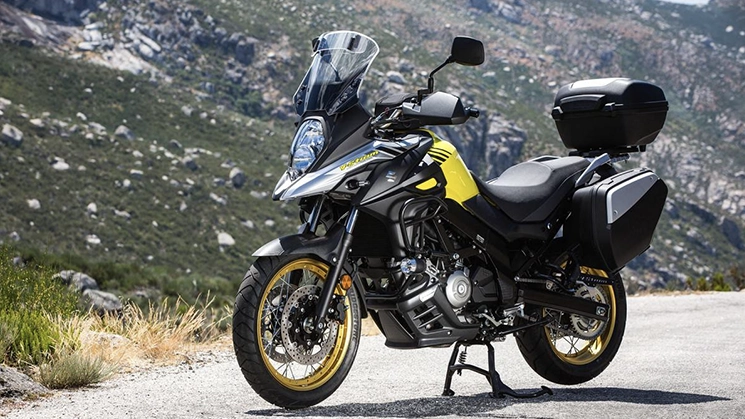   Suzuki V-Strom 650 La mejor moto de turismo para principiantes  